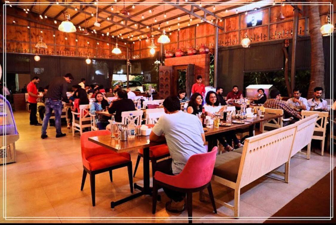 Maple Social Hubz-Hostel Мумбаї Екстер'єр фото